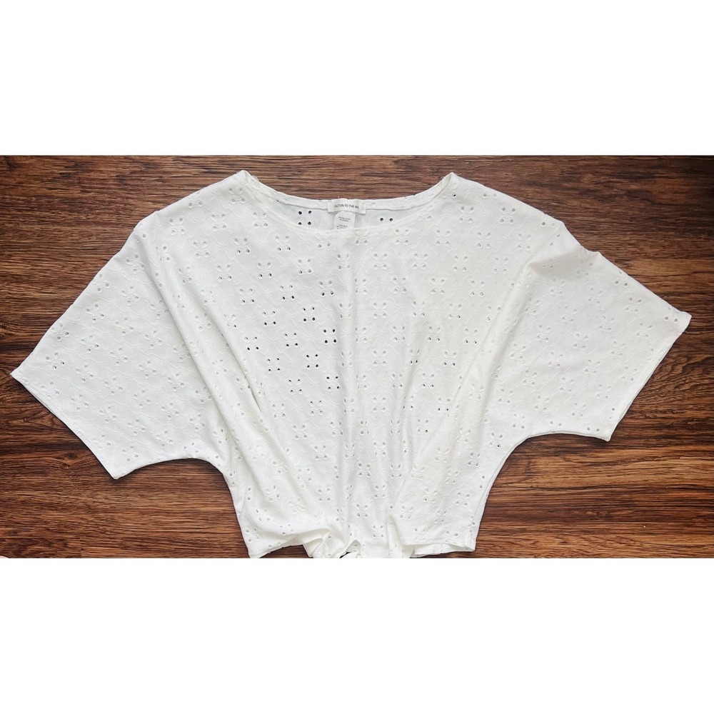 Caution To The Wind White Eyelet Crop Top Dolman Sleeve Floral Cutout Large